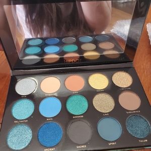 Hipdot cenote palette